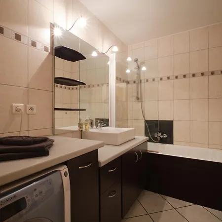 7 Couchages - Jacuzzi